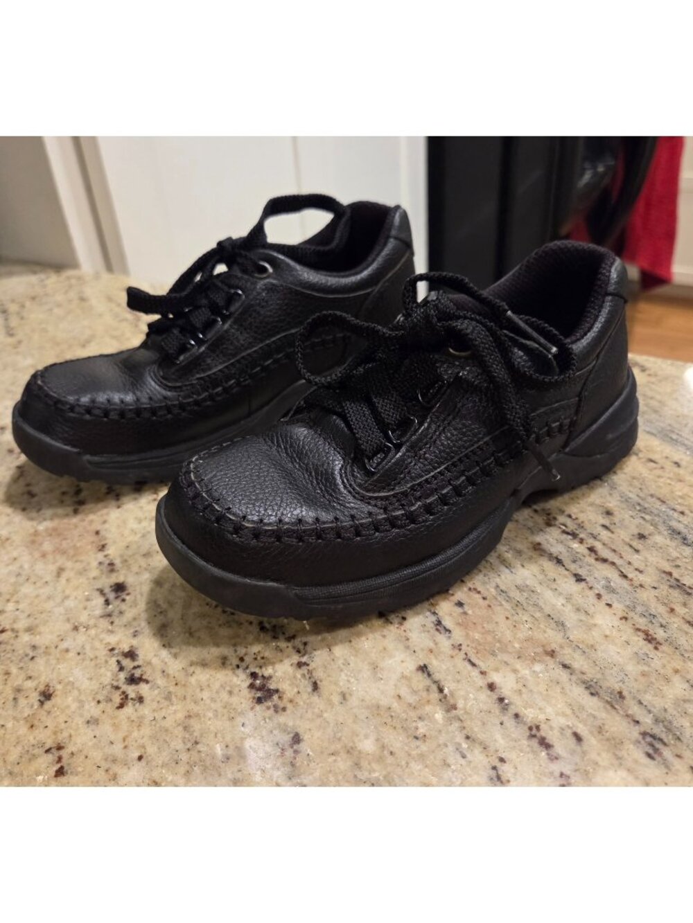 Clarks Kids Caribou Lace up Oxford Black Leather Children Size 11 Comfort Shoe